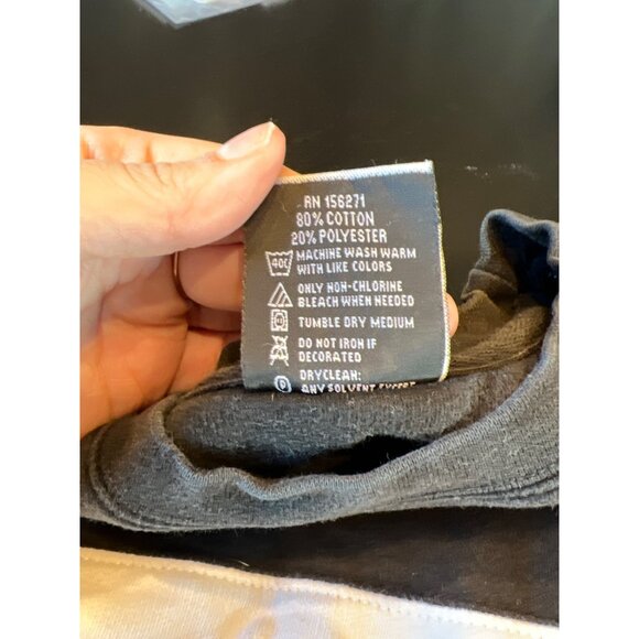 Fan Cloth Team L Tigers Black and White Crewneck Sweatshirt - Picture 5 of 5